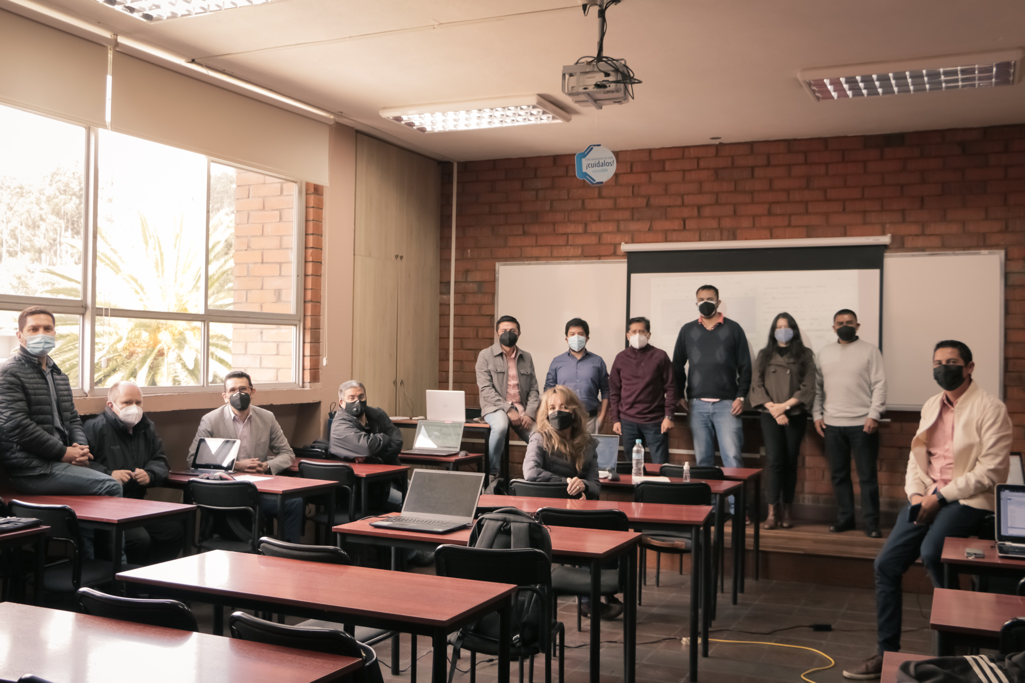 "Estadística descriptiva en R", un curso del Centro de Estadística de la UDA