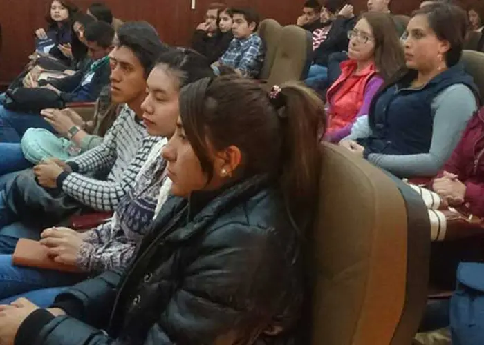 Primer “Viernes de Conocimiento y Cultura” en la Facultad de Ciencia y Tecnología de la UDA