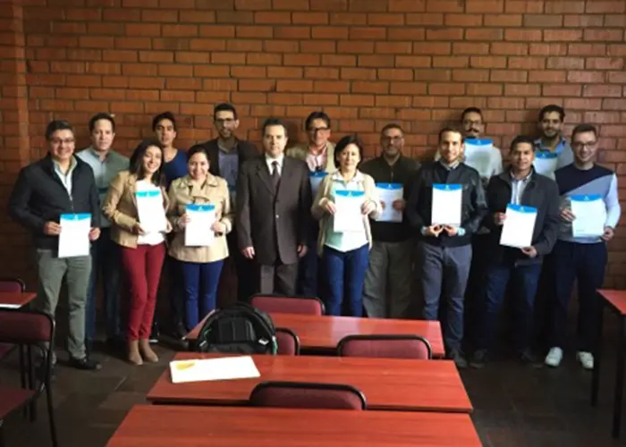 Curso de modelamiento en Excel para docente y estudiantes