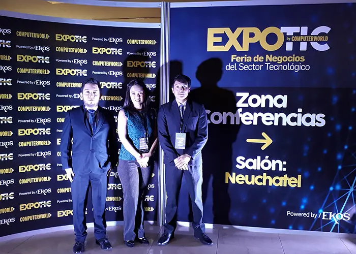 School of Systems Engineering presents project at ExpoTIC fair