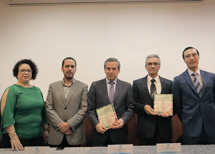 Presentación del libro sobre conservas vegetales