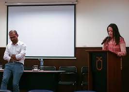 Politólogo italiano da conferencia en Estudos Internacionales sobre el rol de la ACNUR