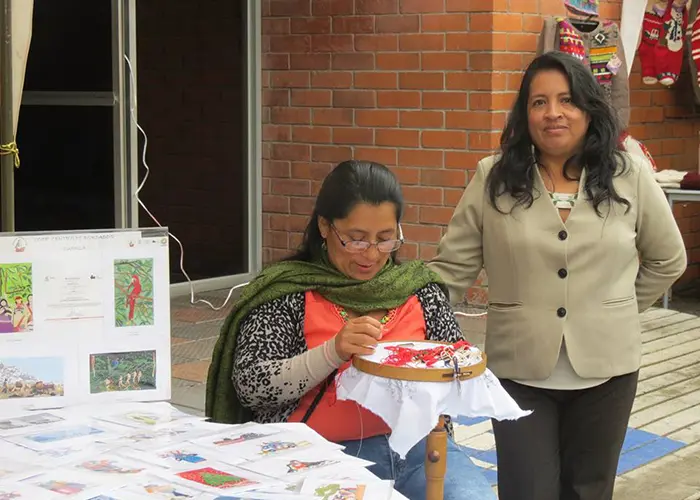 Administration exhibits and awards projects of Popular and Solidarity Economy