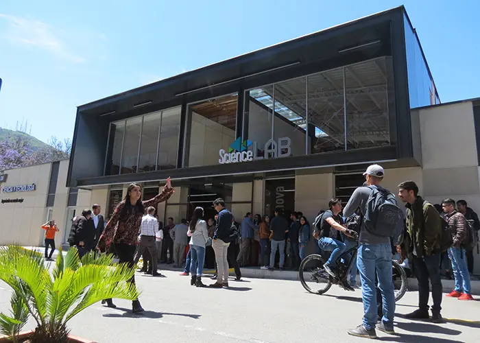 Nuevos laboratorios en la Facultad de Ciencia y Tecnología