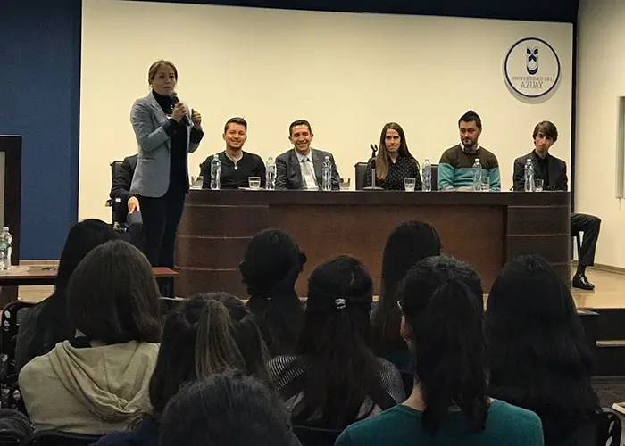 Psicología Organizacional realizó un conversatorio para los estudiantes con los ex alumnos más destacados de la carrera 