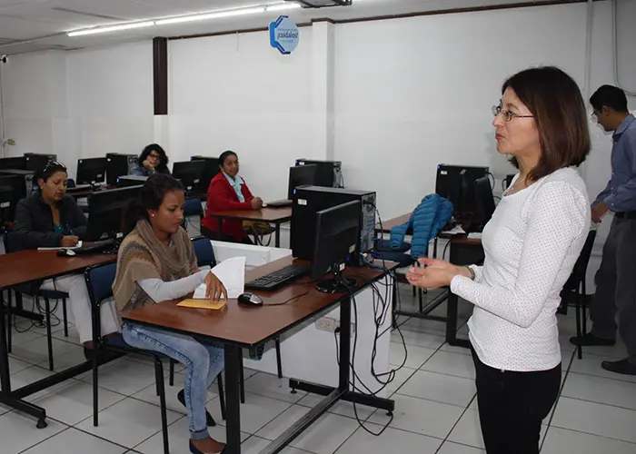 Inicia ciclo de talleres para mujeres de la Fundación Avanzar