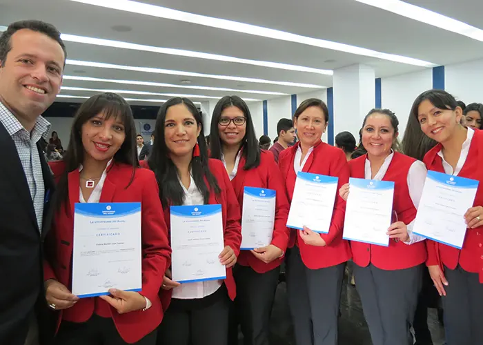 Culmina el taller de desarrollo personal con entrega de certificados