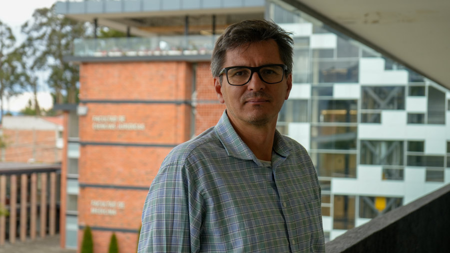 José Jara - Docente