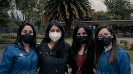 Entrega de  cabinas para la protección del personal del sistema de salud del Ecuador