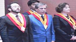 Delivery of the Municipality of Cuenca Badge to the University of Azuay