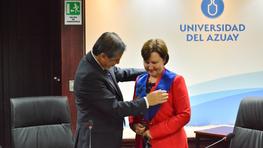  Profesora honorífica de la Universidad del Azuay Prof. Barbara Hess