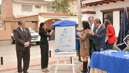 Presentación de la estampilla conmemorativa de la UDA por los 50 años 