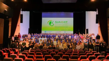 La Universidad del Azuay inauguró el Congreso Internacional de Energías Renovables y Eficiencia Energética Summit 2026