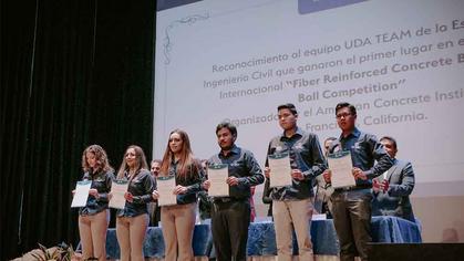 Students from the University of Azuay win the "Fiber Reinforced Concrete Bowling Ball Competition" in the United States