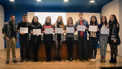 Reconocimiento al mérito académico en la Escuela de Economía