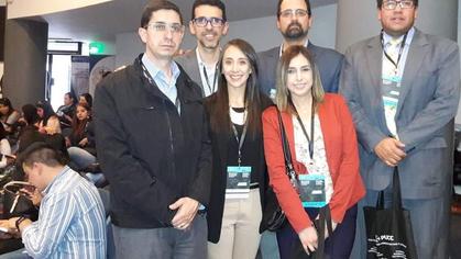 Teachers and students of Administration Sciences exhibit in Quito