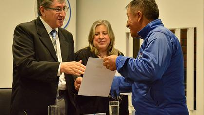 La UDA entrega certificados a participantes de talleres por la defensa del agua