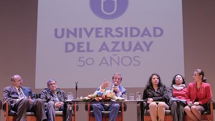 Desfile Conmemorativo por los 50 años de la Universidad del Azuay 