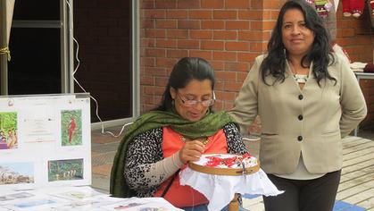  Administración exhibe y premia proyectos de Economía Popular y Solidaria