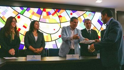 Lanzamiento del libro sobre patrimonio de la parroquia de Susudel