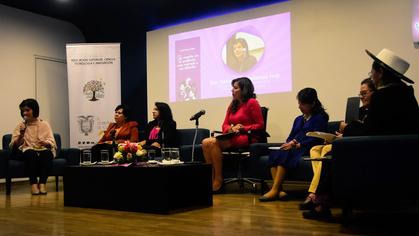 Conversatorio sobre los derechos de las mujeres en la Academia