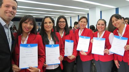 Culmina el taller de desarrollo personal con entrega de certificados