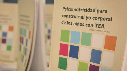 Presentación del libro sobre psicomotricidad de los niños con TEA