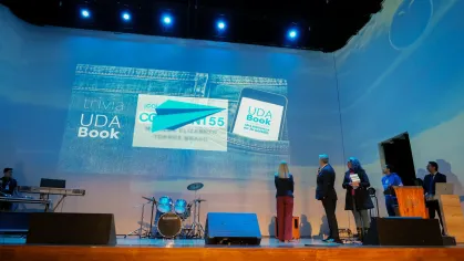 La universidad del Azuay realizó el sorteo del UDA Book en el UDA Adventure