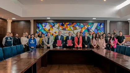 Firma de Convenio entre el Gobierno Autónomo Descentralizado Municipal del Cantón Azogues y la Universidad del Azuay