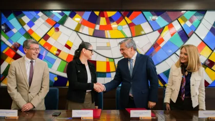 La Universidad del Azuay firma convenio con la Universidad Anáhuac México 