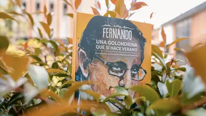 Libro  “Un año sin Fernando, una golondrina que sí hace verano” por Amanda y Tamia Villavicencio