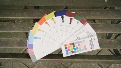 En la Universidad del Azuay se presentó el libro Muestras de esmaltes cerámicos