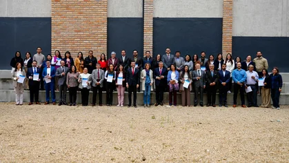 Posesión de profesores y trabajadores ante los órganos de cogobierno