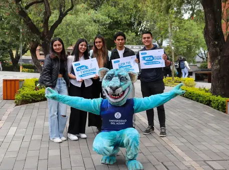 Bienvenida a estudiantes del periodo académico septiembre 2023 - febrero 2024