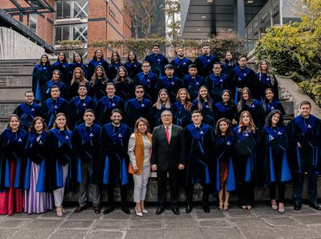 Investidura de la Facultad de Medicina
