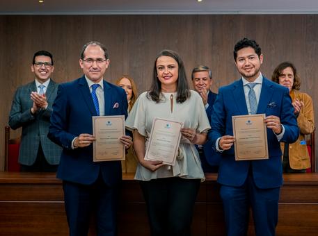 Posesión de los nuevos representantes de los profesores 