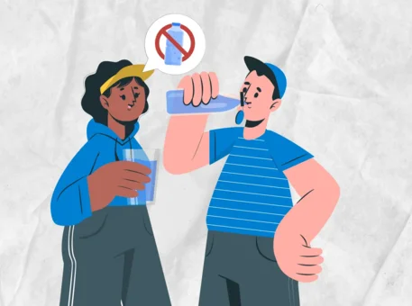 ¿Por qué ya no puedes comprar botellas plásticas con agua en el campus?