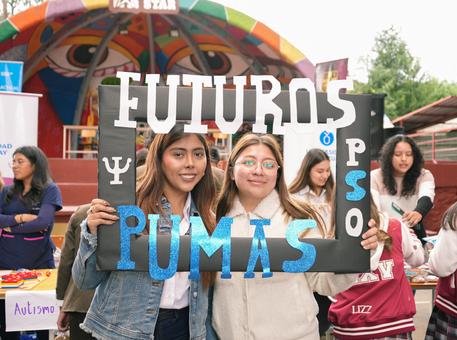 Visita académica a la Unidad Educativa Alborada