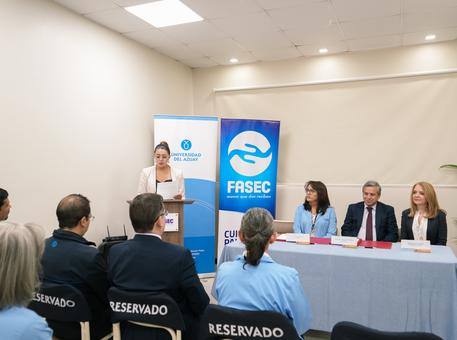 Firma de convenio Universidad del Azuay y FASEC