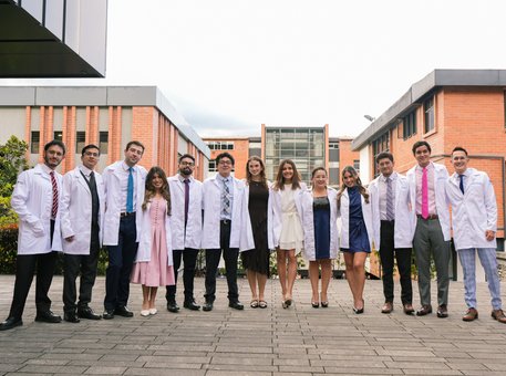 Imposición de Mandiles