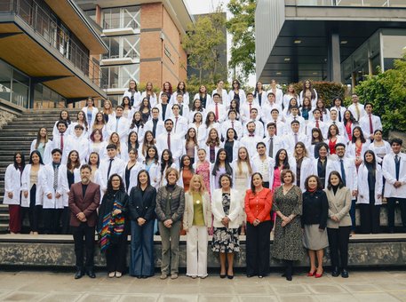 Imposición de Mandiles de estudiantes de Psicología Clínica