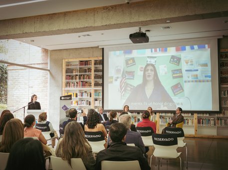 Presentación del libro “Sanar con amor: Cuidados paliativos oncológicos”