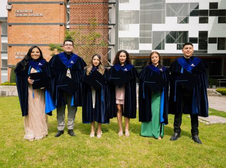 Ceremonia de Investidura de la Escuela de Estudios Internacionales