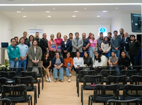 El INOCAR visita la Universidad del Azuay para potenciar proyectos de investigación