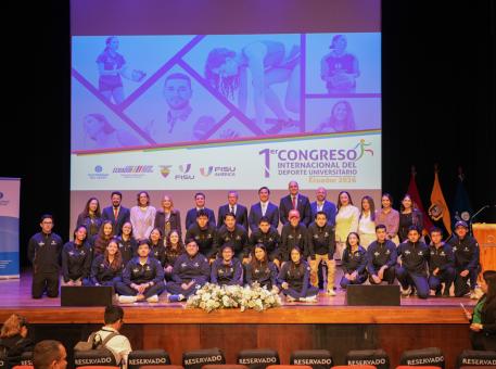 En la Universidad del Azuay se inauguró el I Congreso Internacional del deporte Universitario