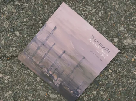 Se presentó la obra “Diego Jaramillo. Parajes del silencio (1975 - 2025) en la Universidad del Azuay