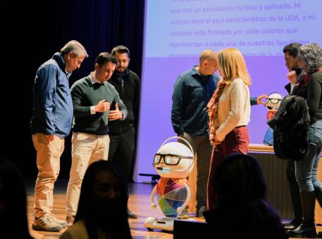 Presentación de los resultados del proyecto "UDAbot"