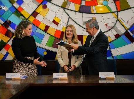 Bienvenida a profesora de la Universidad de Las Palmas