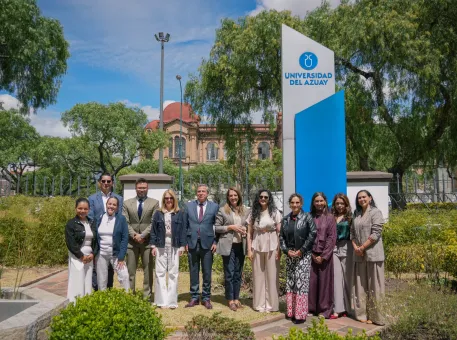 Se firmó un convenio específico de cooperación interinstitucional entre el Instituto Nacional de Evaluación Educativa y la Universidad del Azuay