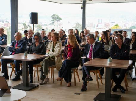 Presentación de libro: Sembrador de Futuro